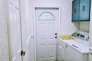 722 Watersedge St, Englewood, FL 34223 - Photo 12