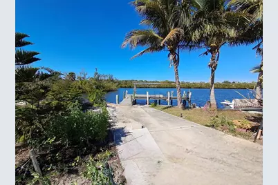 517 Ravenna Street N, Nokomis, FL 34275 - Photo 10