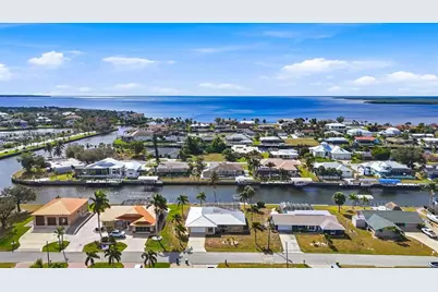 133 Colonial Street SE, Port Charlotte, FL 33952 - Photo 46