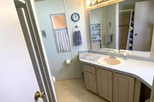 537 Amberjack Dr, North Port, FL 34287 - Photo 24