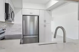 1023 Beach Manor Cir, Venice, FL 34285 - Photo 20