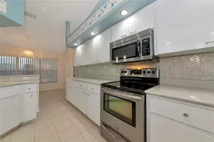 4806 Jacaranda Heights Dr, Venice, FL 34293 - Photo 8