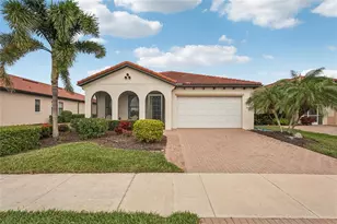 23524 Copperleaf Dr, Venice, FL 34293 - Photo 2