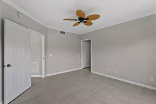 902 Addington Ct, Venice, FL 34293 - Photo 30