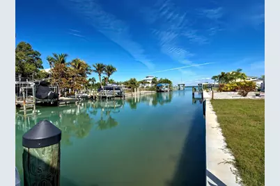 120 Mockingbird Lane, Englewood, FL 34223 - Photo 16