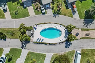 825 White Cap Cir, Venice, FL 34285 - Photo 50