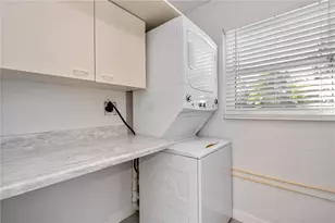 825 White Cap Cir, Venice, FL 34285 - Photo 34