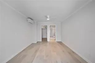 825 White Cap Cir, Venice, FL 34285 - Photo 28