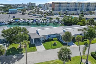 825 White Cap Cir, Venice, FL 34285 - Photo 44