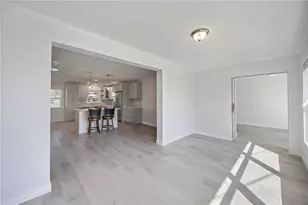 825 White Cap Cir, Venice, FL 34285 - Photo 20