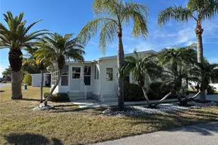 552 Amberjack Dr, North Port, FL 34287 - Photo 2