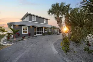 949 Suncrest Ln, Englewood, FL 34223 - Photo 36