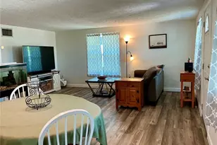 3020 Hawthorne St, Sarasota, FL 34239 - Photo 6
