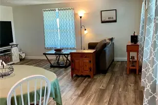 3020 Hawthorne St, Sarasota, FL 34239 - Photo 4