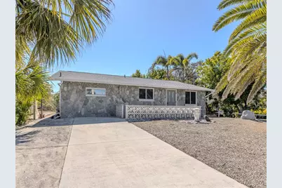 325 Palmetto Road W, Nokomis, FL 34275 - Photo 2