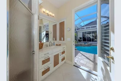 300 Stone Briar Creek Drive, Venice, FL 34292 - Photo 22