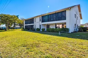 1770 Lake Pl, Venice, FL 34293 - Photo 42