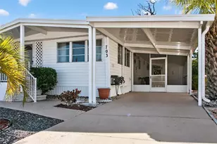 703 S Green Cir, Venice, FL 34285 - Photo 4