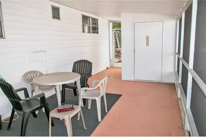 703 S Green Circle, Venice, FL 34285 - Photo 6