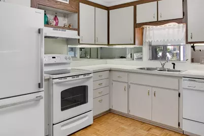 703 S Green Circle, Venice, FL 34285 - Photo 24