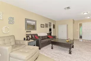 510 Villa Park Dr, Nokomis, FL 34275 - Photo 10