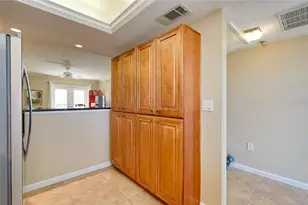 104 Capri Isles Blvd, Venice, FL 34292 - Photo 10