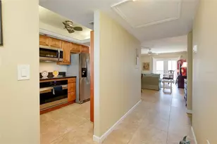 104 Capri Isles Blvd, Venice, FL 34292 - Photo 16