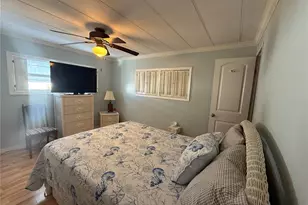 641 Delphinium Dr, Venice, FL 34293 - Photo 14