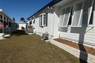 641 Delphinium Dr, Venice, FL 34293 - Photo 22