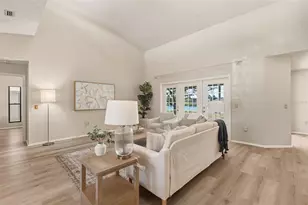 3308 Meadow Run Cir, Venice, FL 34293 - Photo 10