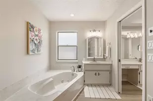 3308 Meadow Run Cir, Venice, FL 34293 - Photo 40