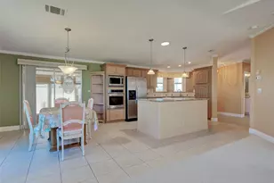 10 N Buena Vista Ave, Englewood, FL 34223 - Photo 8