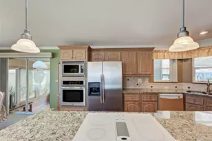 10 N Buena Vista Ave, Englewood, FL 34223 - Photo 16