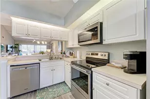 431 Cerromar Ln, Venice, FL 34293 - Photo 12