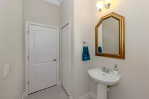 10907 Trophy Dr, Englewood, FL 34223 - Photo 22