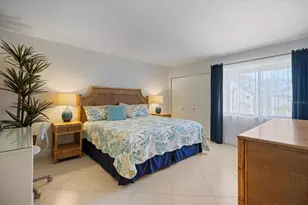 668 Bird Bay Cir, Venice, FL 34285 - Photo 18