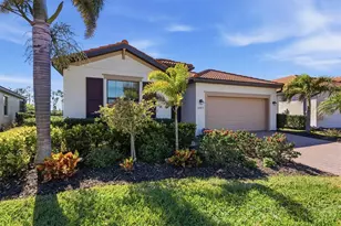 10475 Medjool Dr, Venice, FL 34293 - Photo 4