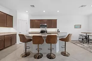 24213 Spartina Dr, Venice, FL 34293 - Photo 2
