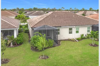 11682 Sistine Lane, Venice, FL 34293 - Photo 4