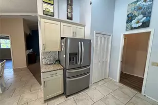 549 Warwick Ln, Venice, FL 34293 - Photo 8