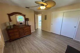 549 Warwick Ln, Venice, FL 34293 - Photo 30