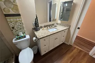 549 Warwick Ln, Venice, FL 34293 - Photo 34