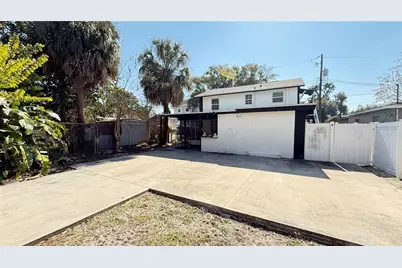 806 E Robles Street, Tampa, FL 33602 - Photo 2