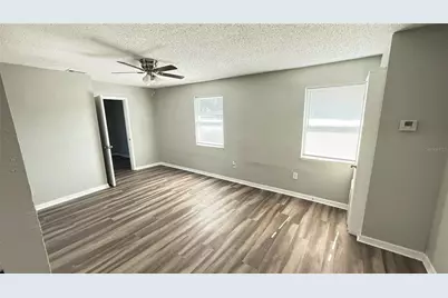 806 E Robles Street, Tampa, FL 33602 - Photo 6