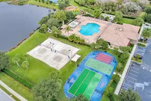 9010 Kingsbury Pl, Bradenton, FL 34212 - Photo 60