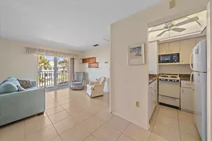 902 Gibbs Rd, Venice, FL 34285 - Photo 6
