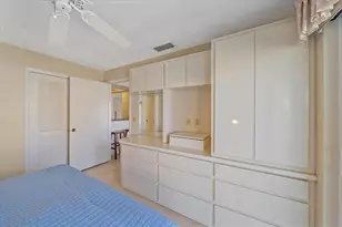 902 Gibbs Rd, Venice, FL 34285 - Photo 6