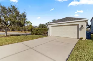 6404 Autumn Woods Way, Sarasota, FL 34243 - Photo 18