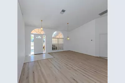 123 Venice Palms Boulevard, Venice, FL 34292 - Photo 12