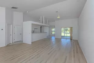 123 Venice Palms Blvd, Venice, FL 34292 - Photo 6